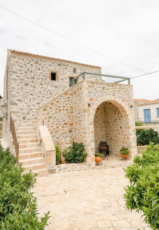 La Tore Di Montenegro Γύθειο Εξωτερικό φωτογραφία